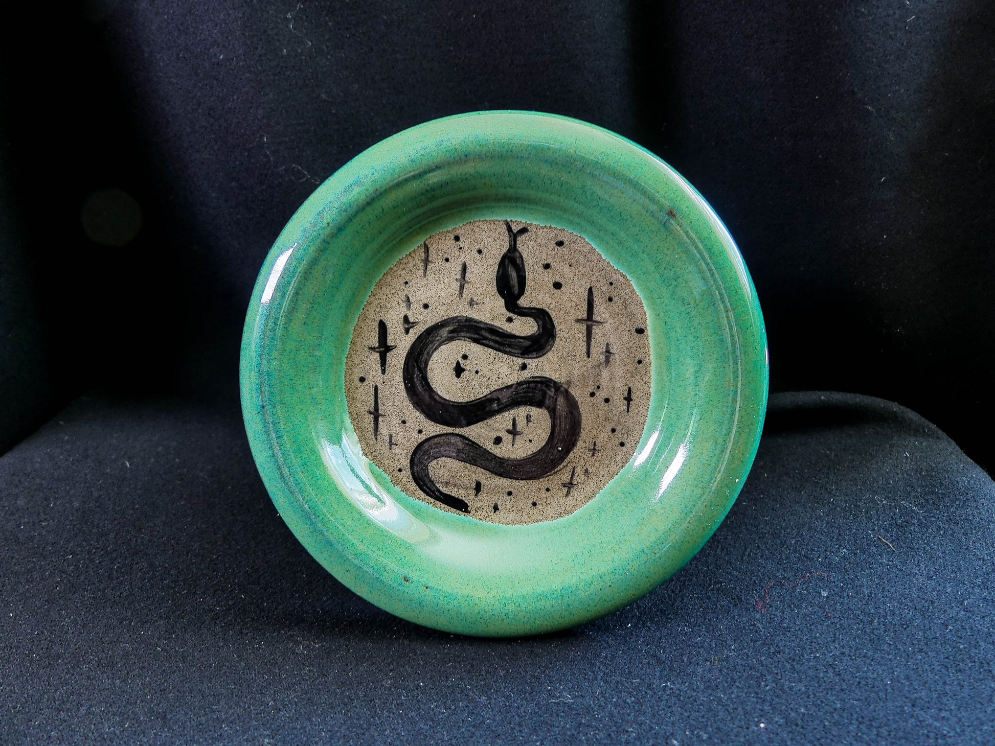 Scandi Medium Bubble Plate